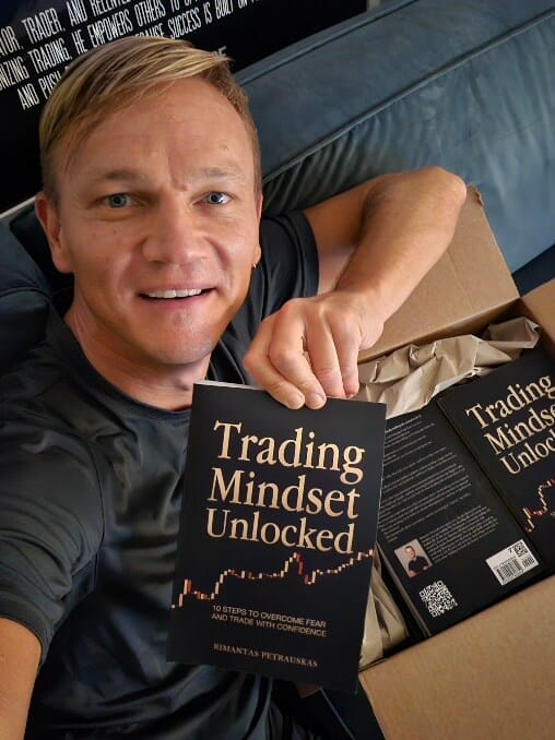 Rimantas Petrauskas with his book Trading Mindset Unlocked